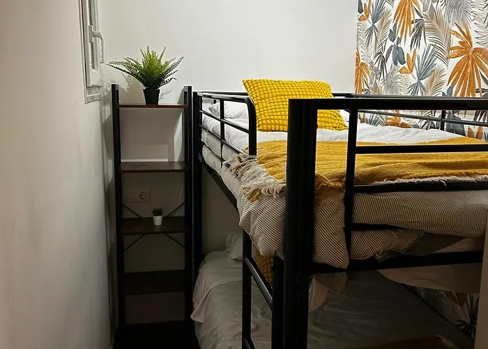 Sarah Nevada * Granada